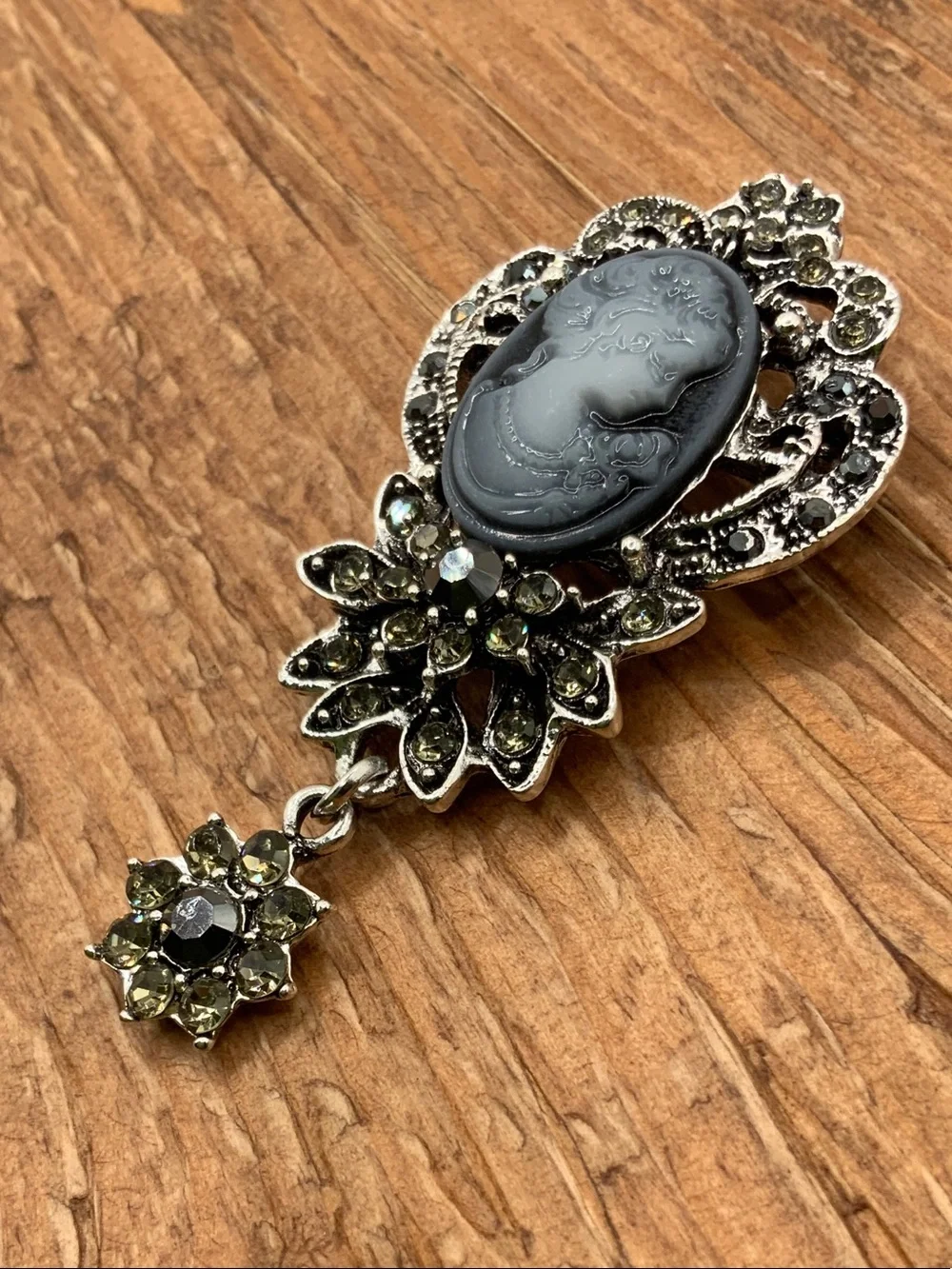 Vintage Inspired Dark Grey Hematite Crystal Cameo Brooch